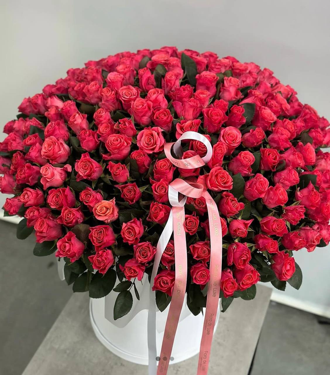 201 роза в коробке